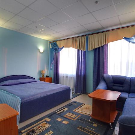 Hotel Aquapark Alligator Ternopil Exteriör bild