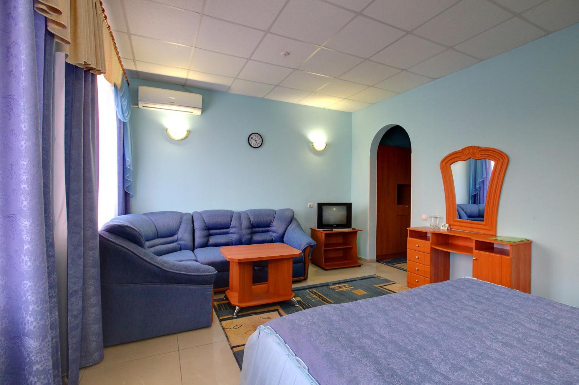 Hotel Aquapark Alligator Ternopil Exteriör bild